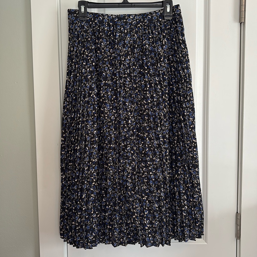 NWT J. Crew Pleated Floral Skirt